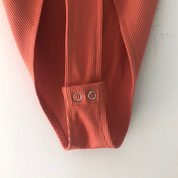 Burnt orange S/P Forever 21 button bodysuit - Picture 3 of 4